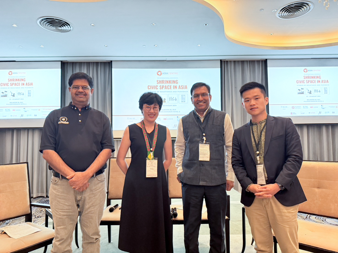 Rti menghadiri seminar Shrinking Civic Space in Asia: Stories of Resistance and Pushback di Bangkok. Wakil Presiden Rti Li Ming-li(kiri 2), pembawa acara bahasa Ukraina Oleksandr Woosung Shyn (kanan1); Analisis Tata Kelola dan Politik Observer Research Foundation di India, Niranjan Sahoo (kanan2). (foto: Rti)