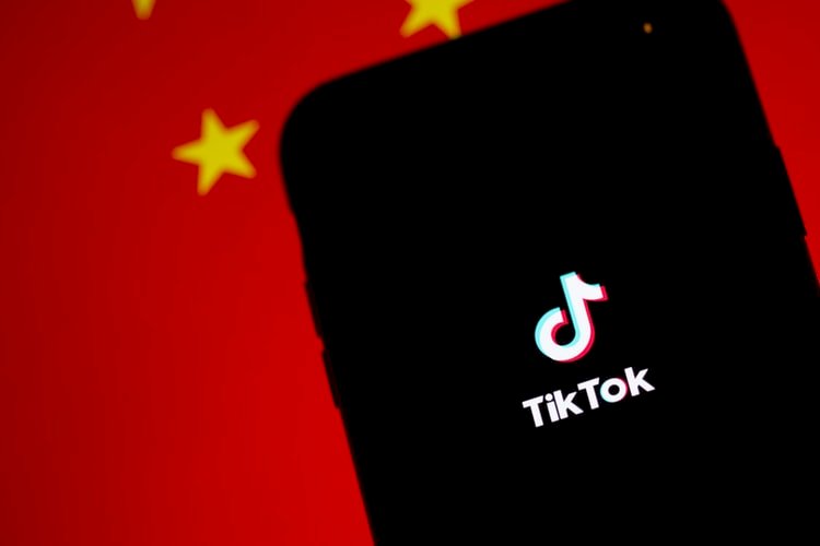 Tidak Puas atas Manipulasi Bahasa oleh Tiongkok! Perry Link Desak Taiwan Perketat Pengawasan TikTok 圖 : Solen Feyissa/Unsplash