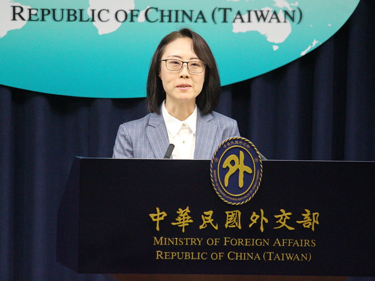 Direktur Rapat Pertemuan Umum Kemenlu, Chen E-jun (陳怡君)
