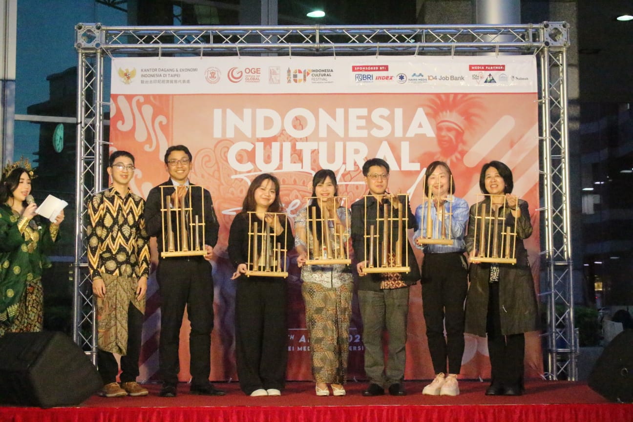 Pembukaan acara Indonesia Cultural Festival 2025 di Taipei Medical University (foto: PPI TMU)