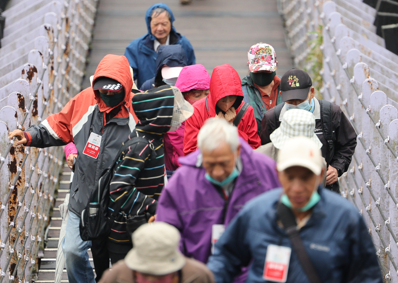 中央気象署によると、12/30は台湾本島各地と離島の澎湖、金門、馬祖いずれも晴れのち曇り。日中は台湾本島各地で最高気温20度以上に上昇する見込み（写真：CNA）