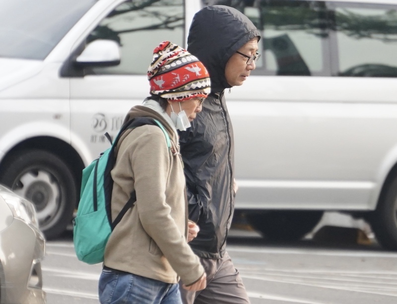 2/5早朝は冷え込み、北西部・苗栗で6.5度の低温を記録した（写真：CNA）