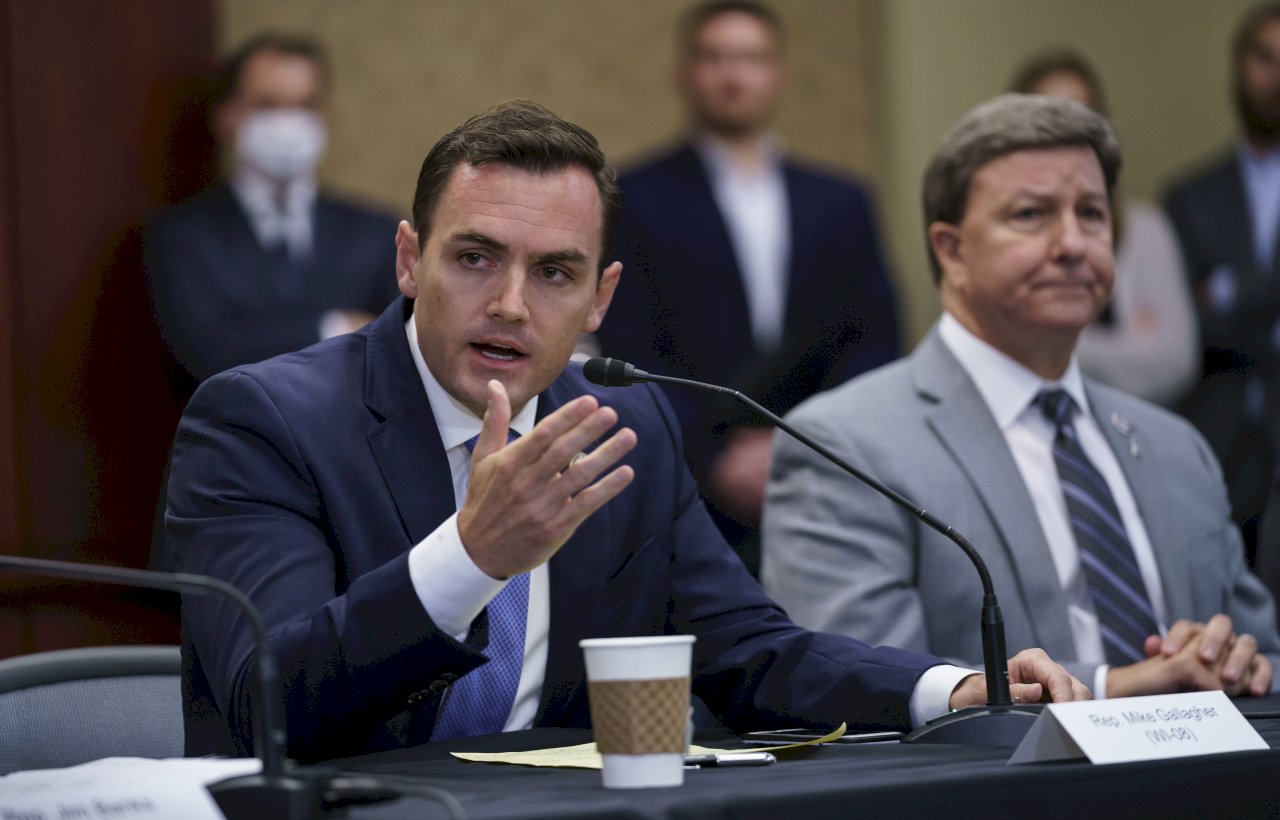 마이크 갤러거 미국 하원 중국 특별위원회 위원장.[사진 AP 자료사진]