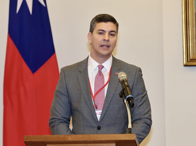 파라과이 대통령 당선인 산티아고 페냐(Santiago Peña Palacios)는 타이완을 지지하겠다는 굳건한 약속을 재차 밝히기 위해 취임 5주를 앞두고 타이완을 방문하게 되었다고 밝혔다. -사진: CNA