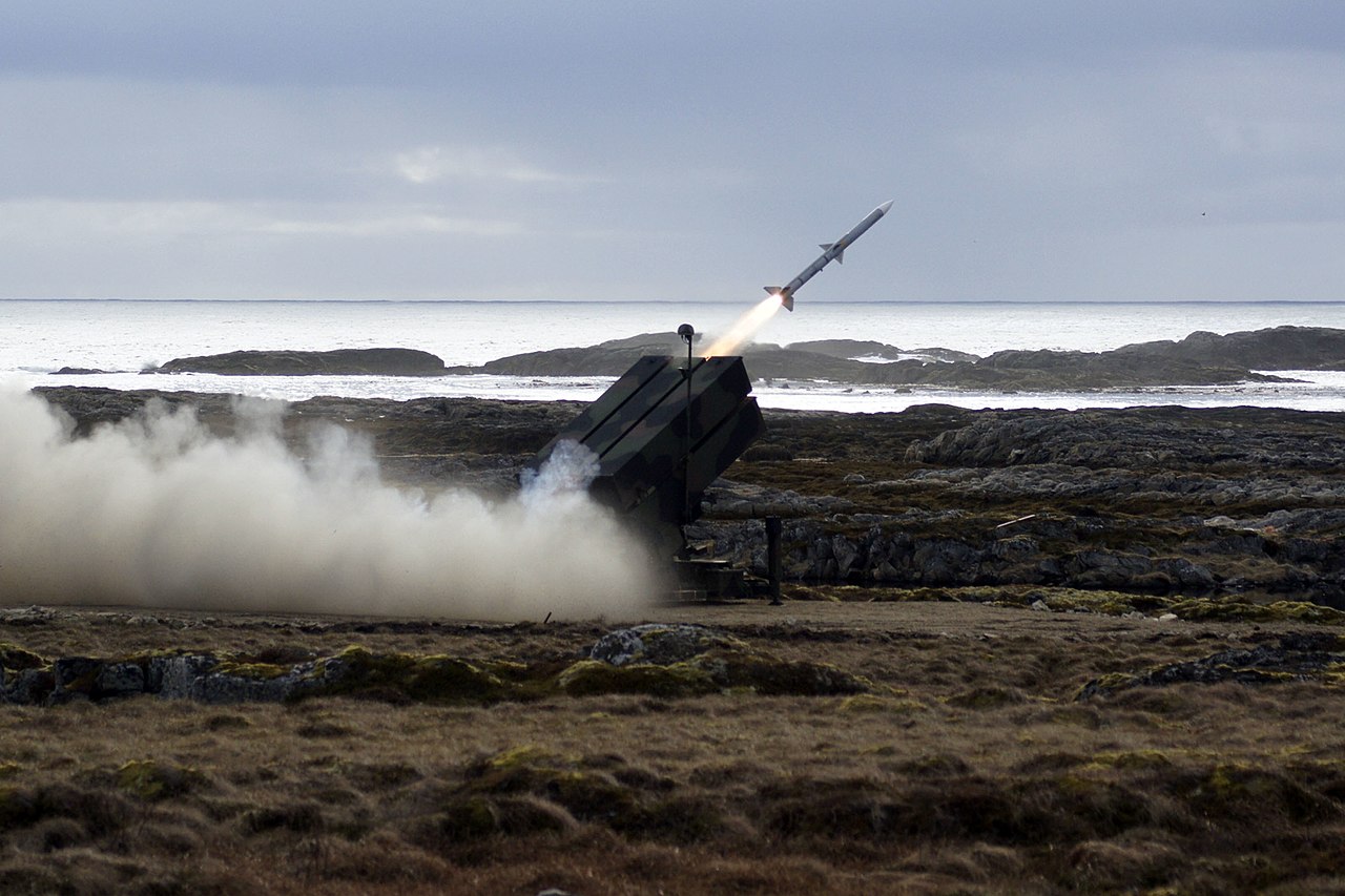 노르웨이 첨단 지대공 미사일 시스템(Norwegian Advanced Surface-to-Air Missile System, NASAMS) - 사진: 위키피디아