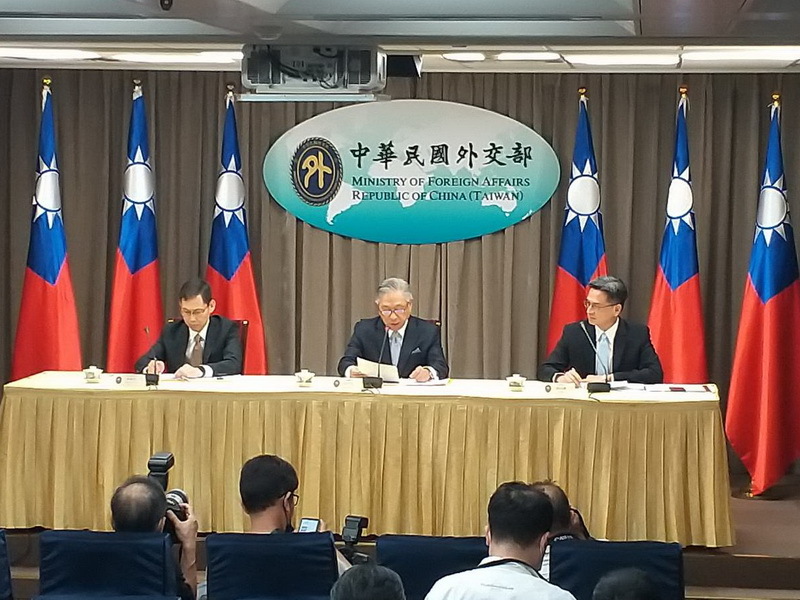 29일 열린 ‘2023 유엔 참여 추진안 관련 언론 설명회’에 참석한 외교부 국제사 순지엔위안 사장(왼쪽부터), 외교부 티엔중광 정무차장, 류융지엔 외교부 대변인.[사진 Rti DB]