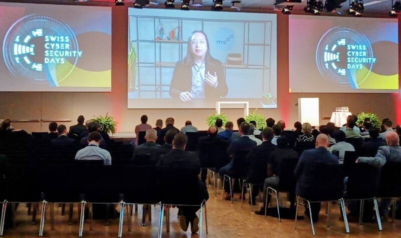 탕펑(唐鳳) 디지털발전부장이 스위스 사이버보안 포럼에 초청받아 사전녹화 방식으로 강연을 한 자리에서 타이완이 국제 사이버안보의 핫스팟으로 국경을 넘나드는 사이버 공격을 자주 받고 있으며, 정보 교환 강화 및 국제 사이버안보 공동 방어를 개선하는 것이 시급하다고 강조했다. - 사진: 주스위스대표처 제공