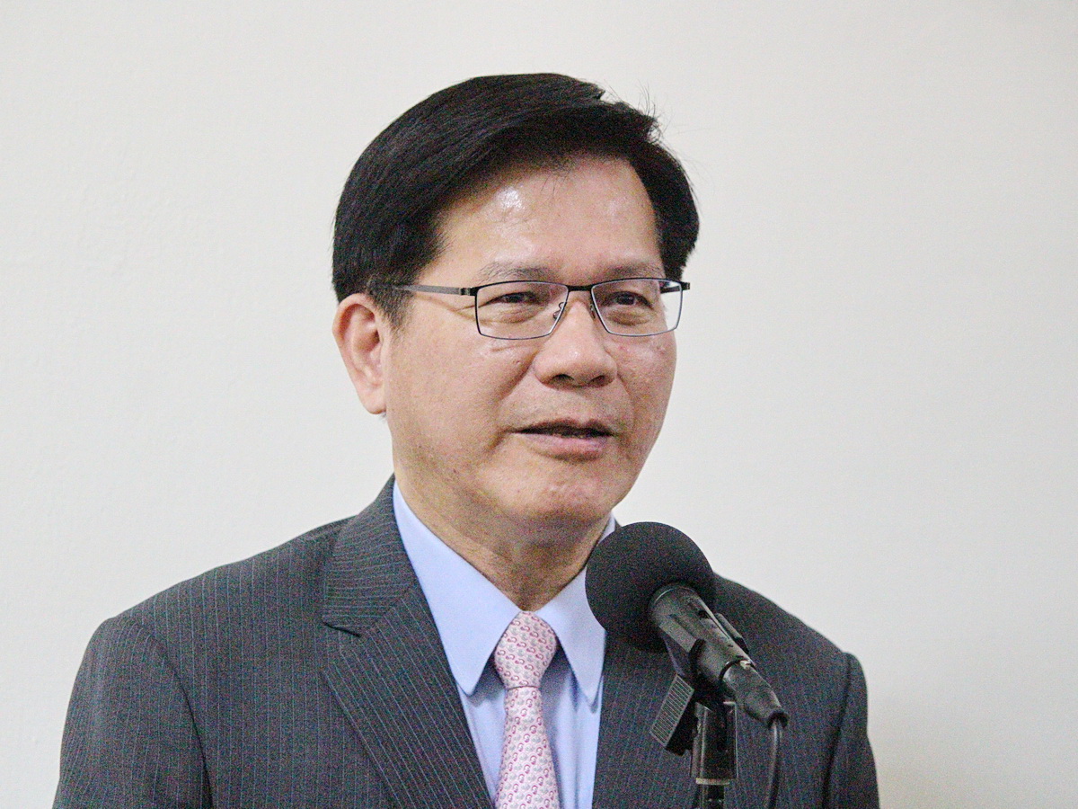 중국 해방군이 지난 1월 1일 발표한 <중국인> 영상에 대해 린자룽 외교부장은 2일 전형적인 통일 전선 전략이자 인지전이라고 비판했다. - 사진: Rti