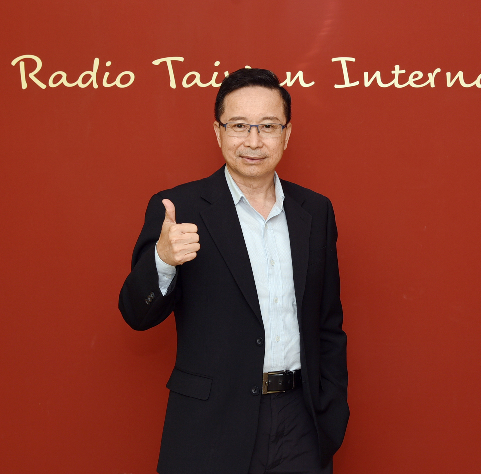 อโศก ศรีจันทร์