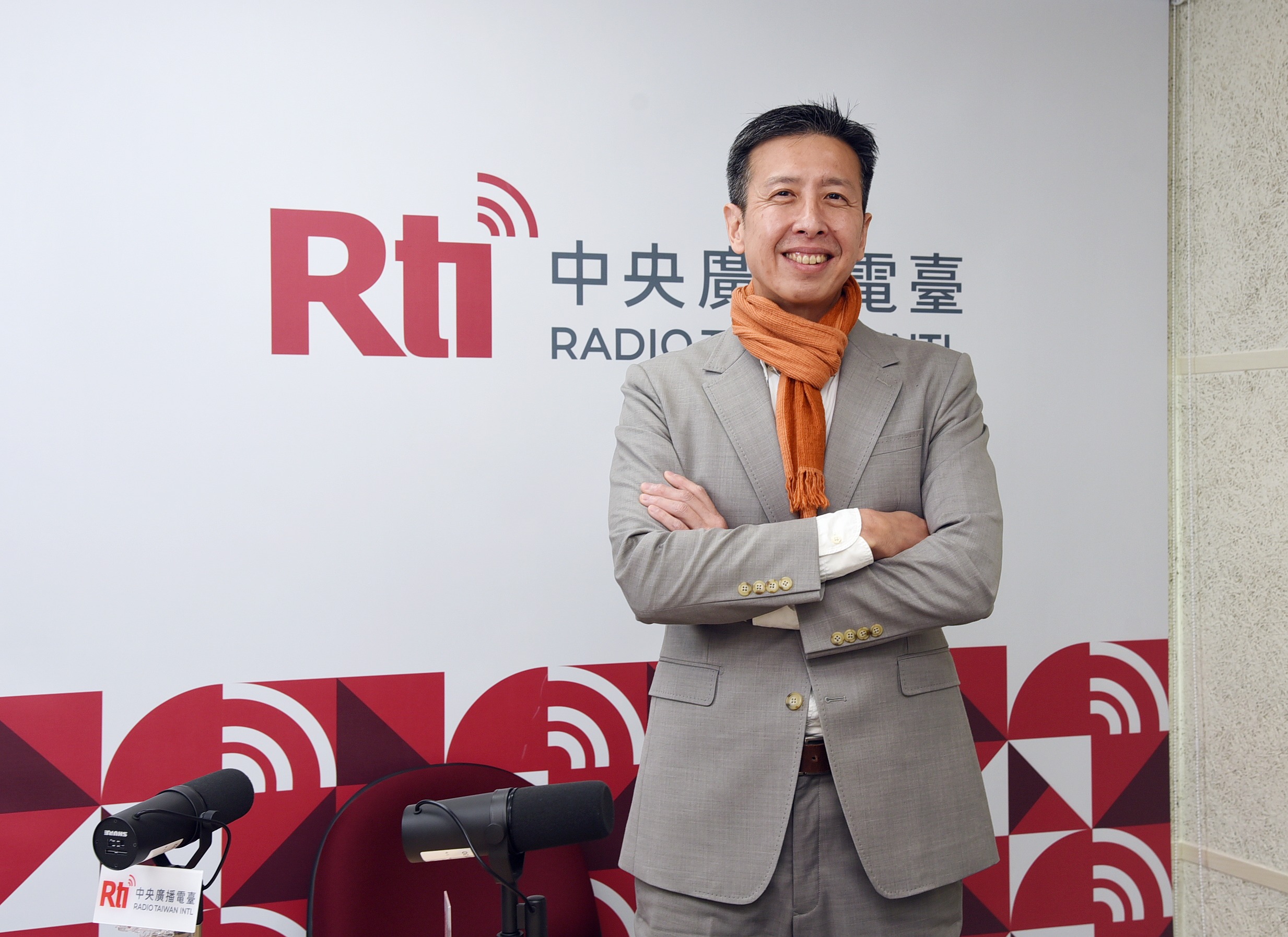 林子立