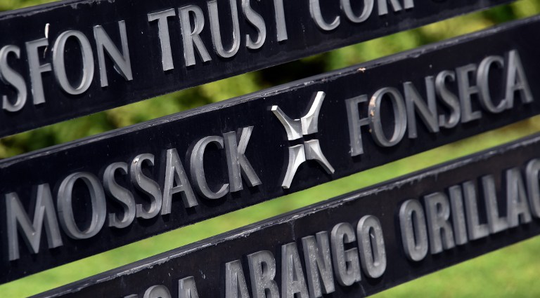 巴拿馬莫薩克馮賽卡(Mossack Fonseca)律師事務所1,150萬筆稅務文件大舉外洩，文件中揭露了各國政要和公眾人物的境外金錢交易。(AFP)