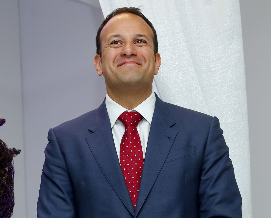 愛爾蘭總理瓦拉德卡(Leo Varadkar)20日辭職，將繼續代理領導職務。(圖：瓦拉德卡臉書)