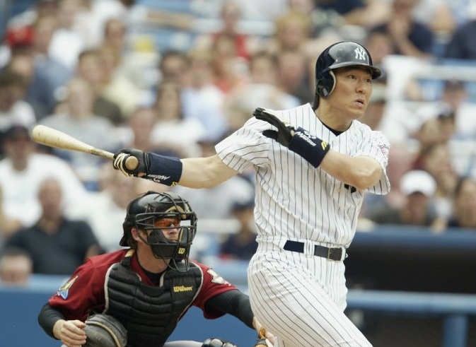 曾在日本職棒巨人隊及美國職棒大聯盟洋基隊表現傑出的日本球員松井秀喜，15日以歷來最年輕的43歲，與另外3人一同獲選進入日本棒球名人堂。(圖取自推特)