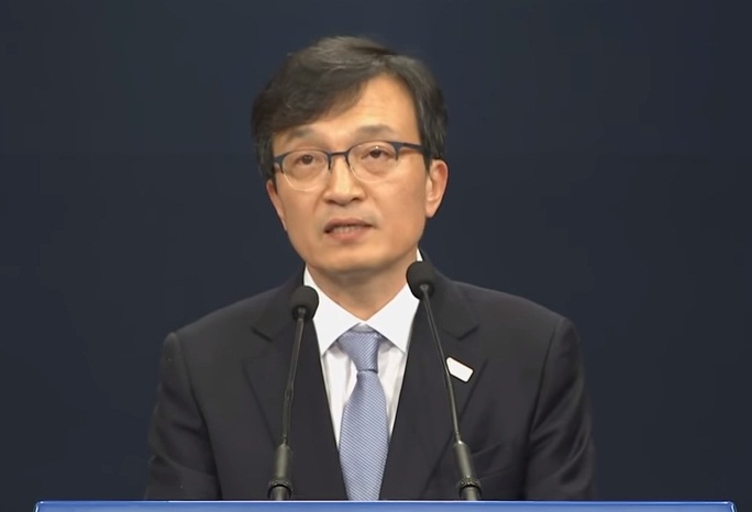 南韓青瓦台發言人金宜謙表示，北韓定位難以界定。(圖擷自YouTube)