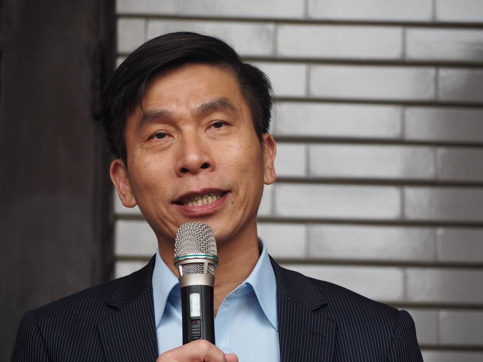 民進黨立院黨團書記長鍾佳濱表示，待立法院修憲委員會成立後，黨團也會成立相對應的政策小組，啟動廢考監、下修18歲公民權等修憲案的討論，也會盡可能彙整出黨版，盼修憲有所進展。(資料照/蕭照平攝)