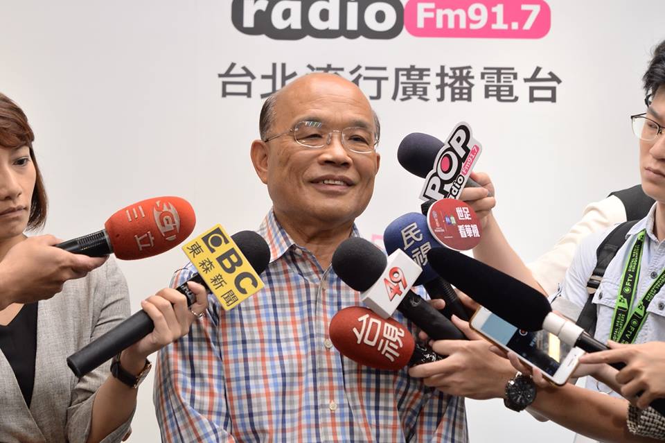 蘇貞昌受訪時就國家電影文化中心進度落後指出，不要為失敗找藉口。(圖蘇貞昌競選辦公室提供)