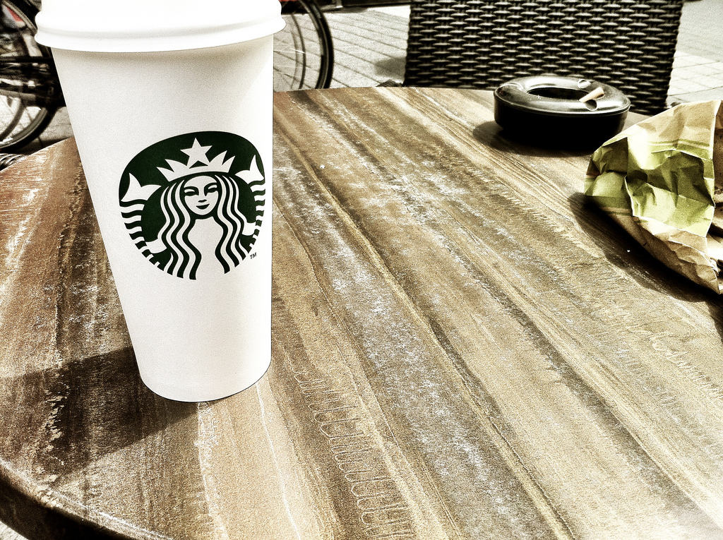 星巴克(Starbucks) (foter圖庫)