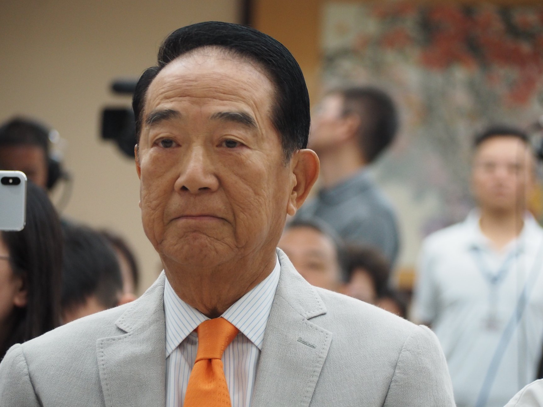 親民黨總統候選人宋楚瑜表示，保障國家安全確實需要法律，但民進黨提出的反滲透法內容粗糙、罔顧程序正義。(資料照片/蕭照平攝)