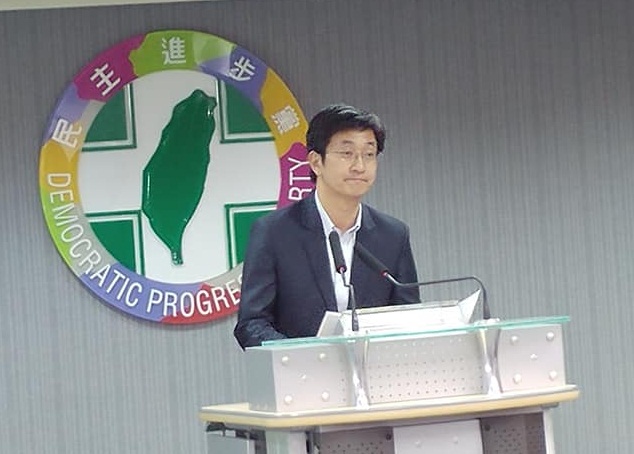 民進黨發言人蔡適應。(劉玉秋 攝)