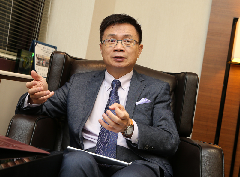 中華民國對外貿易發展協會董事長黃志芳指出，印度會是新南向的一大重點，印度總理莫迪上任後推出許多改革方案；過去2年，印度平均經濟成長率都到達7%至8%，超過中國大陸與東協國家，並在今年初取代英國成為世界第6大經濟體。<br />(圖：中央社)