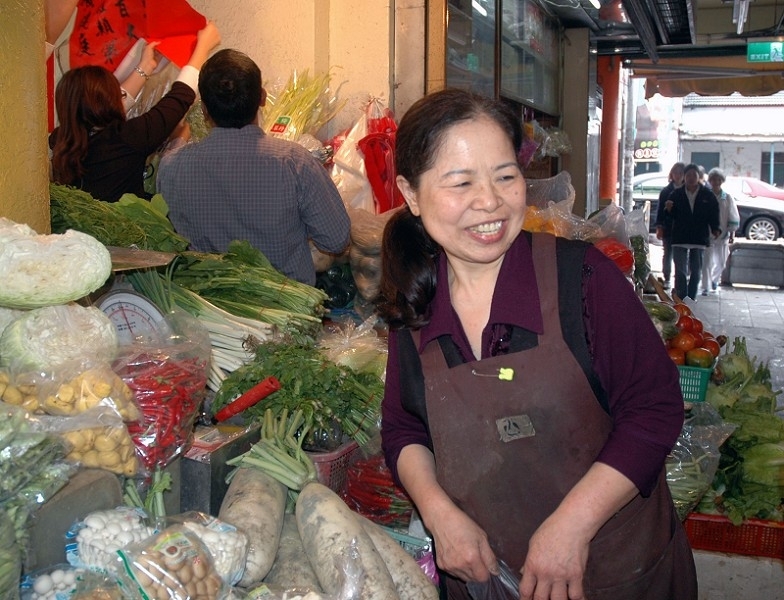 台東愛心賣菜阿嬤陳樹菊捐出新台幣1500萬元給台東縣政府，成立「生產暨急難慰助基金」，紀念她難產過世的母親。(資料照/中央社)