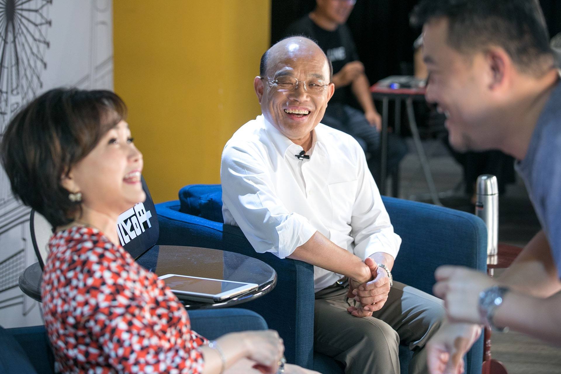 民進黨新北市長參選人蘇貞昌接受「LINE TODAY」主持人沈春華專訪（圖：蘇辦提供）