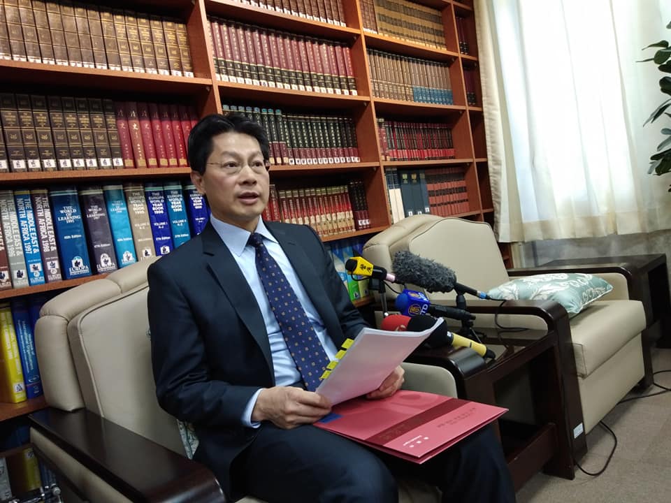 外交部發言人李憲章表示，外交部已請駐瑞典代表處進洽挪威政府要求改善，駐處已致電挪國外交部表達政府嚴正關切，並請挪國政府正視此一問題、立即修正。(王韋婷 攝)