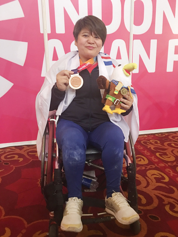 2018印尼亞洲帕拉運動會女子健力79公斤決賽，中華健力女將林資惠10日以120公斤獲得銅牌。<br />(圖：中央社)