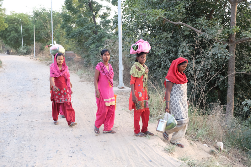 圖為村莊傳統印度女性。(資料照片/CNA)