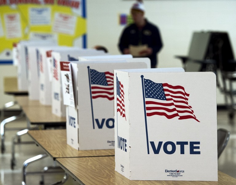 受俗稱武漢肺炎的2019年冠狀病毒疾病(COVID-19)疫情影響，加州8日成為美國第一個承諾向所有登記選民寄出11月大選郵寄選票的州，以保障選民投票權與公眾安全。(AFP)