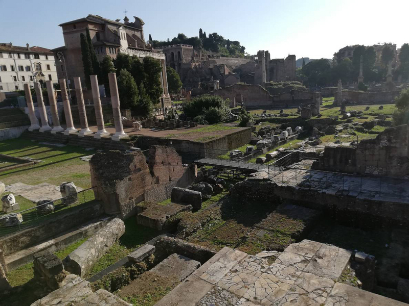 中華航空去年底將羅馬航線改為直飛，並從今年7月開始增班及改點，效益明顯提升，根據華航統計，羅馬直飛並增班、改點後，載客率比以往高，平均都可維持85%。<br />(圖：中央社)