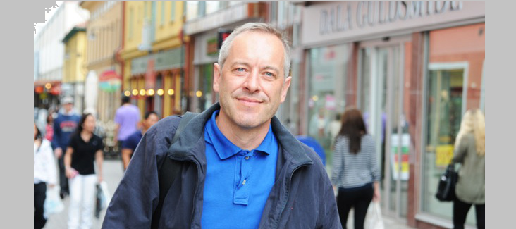 在10月曾拜會中央廣播電台並對台灣公投進行詳細觀察的瑞士民主基金會國際合作部主任布魯諾‧考夫曼(Bruno Kaufmann)今天接受央廣電話專訪，對台灣此次公投提出看法並分享瑞士經驗。<br>（Democracy International）