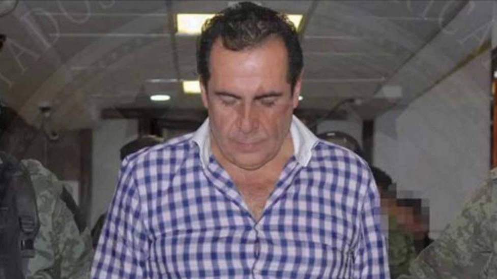 墨西哥當局表示，56歲的大毒梟赫克特‧貝爾川‧雷瓦(Hector Beltran Leyva)18日因為胸痛，從監獄被轉往醫院後，於晚間心臟驟停身亡。死者生前曾領導被稱為墨西哥最會復仇、最無情的販毒集團之一。（圖擷自Youtube）