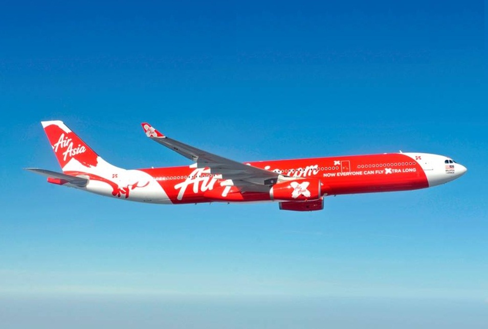 馬來西亞國家災難管理局(NADMA)表示，政府派遣一架亞洲航空(AirAsia)包機前往伊朗首都德黑蘭撤回55名僑胞，專機今天清晨6時35分抵達吉隆坡國際機場(KLIA)。(示意圖：AirAsia臉書)