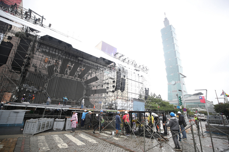 台北市政府宣布跨年晚會照辦但管制人數下修為4萬人。(中央社)
