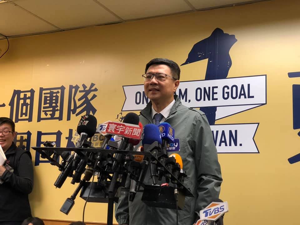 民進黨主席補選結果6日晚間揭曉，有大師兄之稱的卓榮泰勝出，將成為民進黨的新黨魁。（劉玉秋攝）