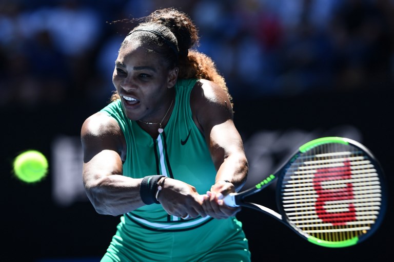 美國網球女將小威廉絲聲援美國國家女子足球隊爭取男女同酬。(AFP)