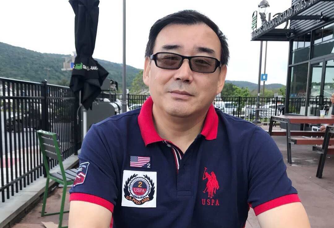 擁有澳洲和中國雙重國籍的異議作家楊恆均。(圖:楊恆均推特)