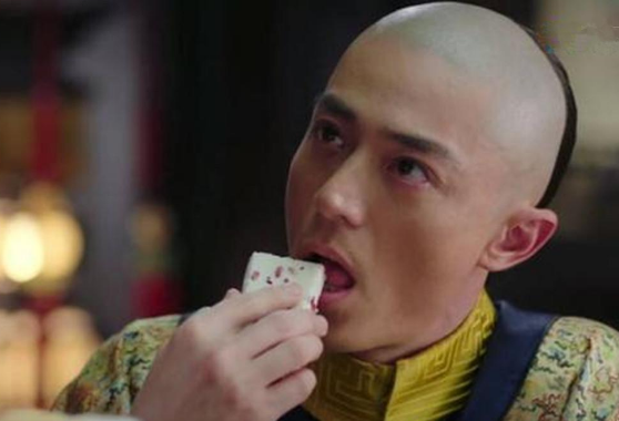 農曆過年，全家人吃團圓飯，那麼清代的皇帝，平時又是愛吃什麼。（示意圖／如懿傳截圖）