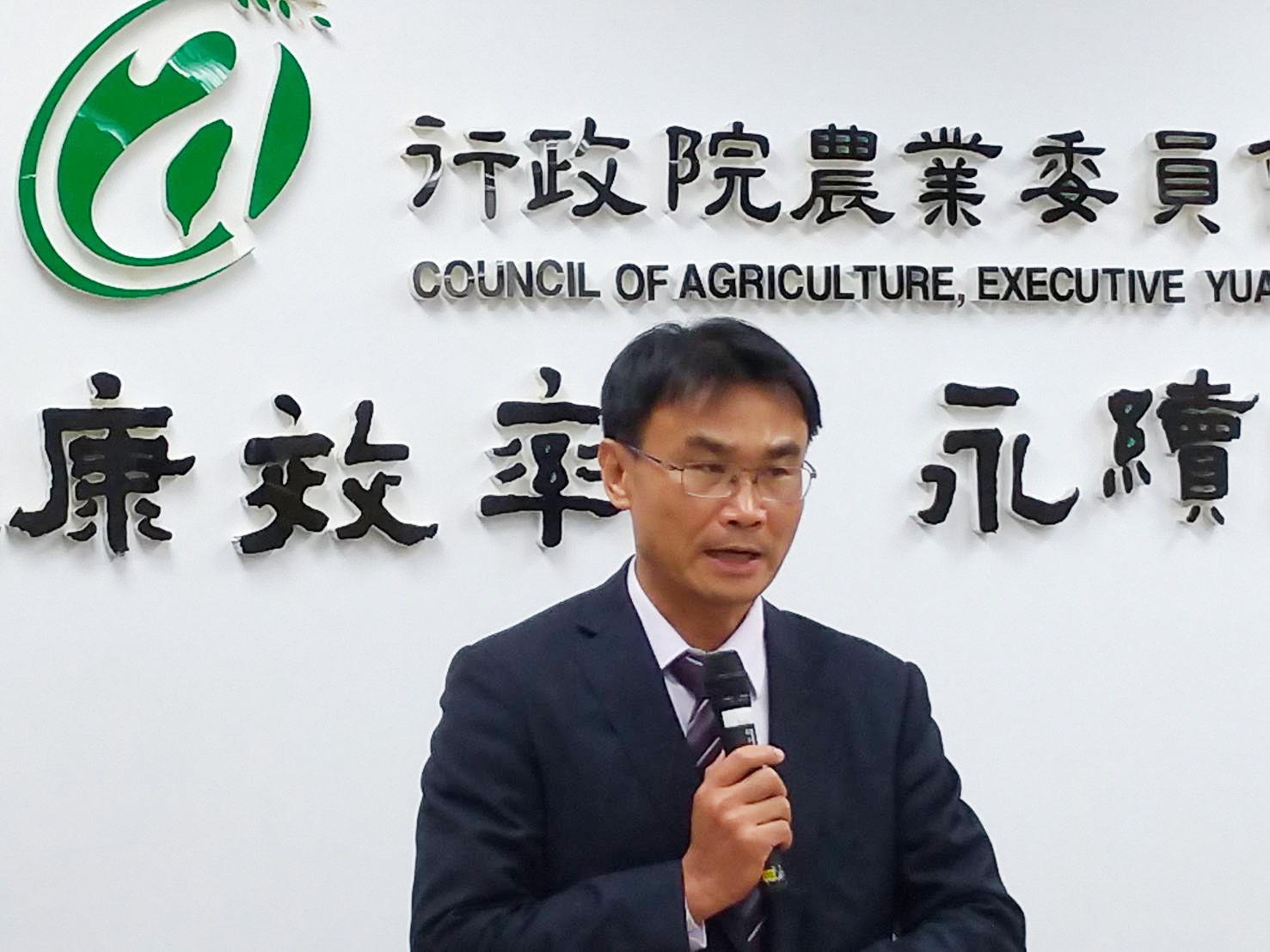 農委會主委陳吉仲6日表示，不排除利用台灣國內二期的水稻田，改種硬質玉米和小麥。(資料照/陳林幸虹 攝)