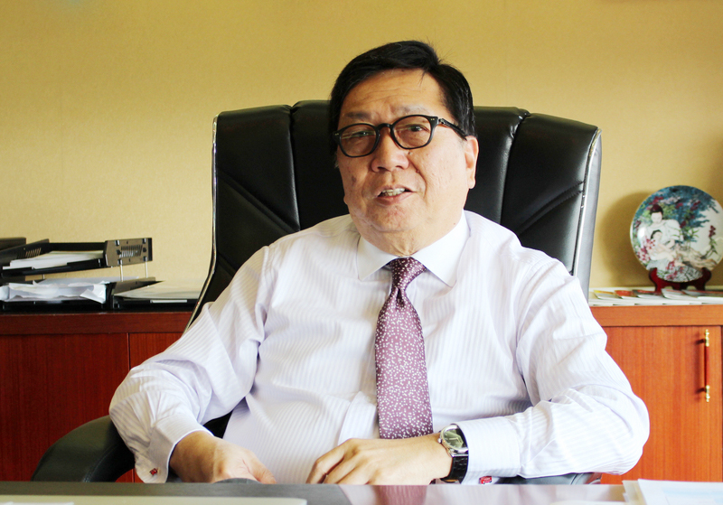 馬尼拉經濟文化辦事處（MECO）理事主席兼菲律賓駐台代表班納友（Angelito Tan Banayo）（圖）班納友(Angelito Banayo)13日在馬尼拉標準報(Manila Standard)的專欄以「他們做對了什麼」為題，分析韓國、台灣、新加坡和紐西蘭如何有效應對席卷全球的俗稱武漢肺炎的2019年冠狀病毒疾病(COVID-19)大流行。(中央社)