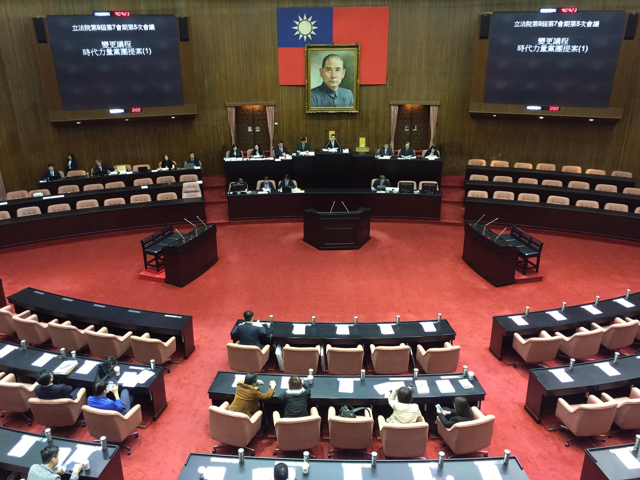 創新高，立委選舉19政黨提217人搶不分區。（檔案照片/蕭照平攝）