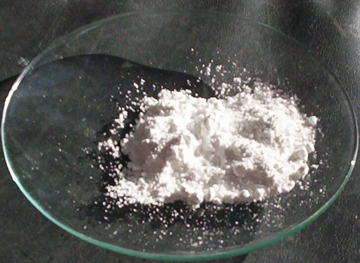 二氧化鈦(Titanium dioxide，TiO2) (圖：取自維基百科)