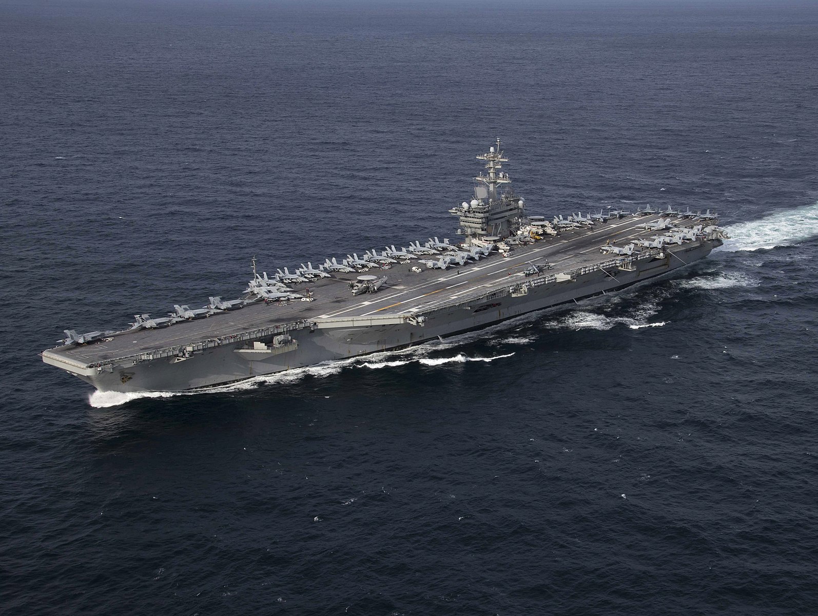 美國航空母艦林肯號(USS Abraham Lincoln)。(圖：美國海軍/維基百科)