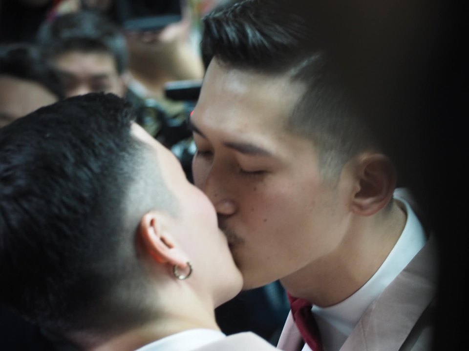 婚姻平權大平台24日在台北市信義區戶政事務所舉辦「亞洲第一同志新人結婚登記記者會」（蕭照平攝）