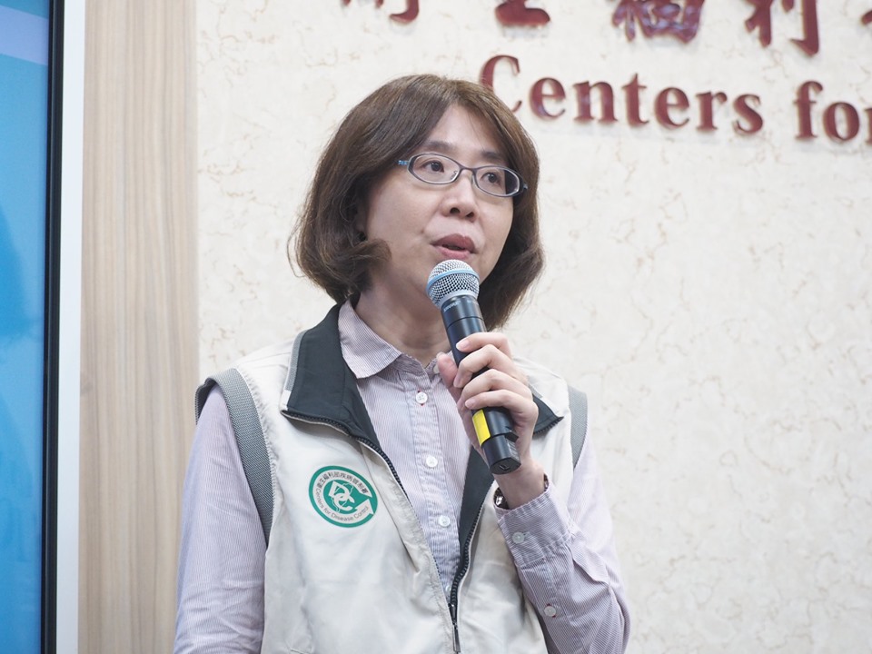 疾管署疫情中心主任劉定萍表示，如果民眾要前往登革熱、屈公病流行地區，一定要做好事前防蚊工作，返國後如果出現不適也要盡快就醫。(資料照/蕭照平 攝)