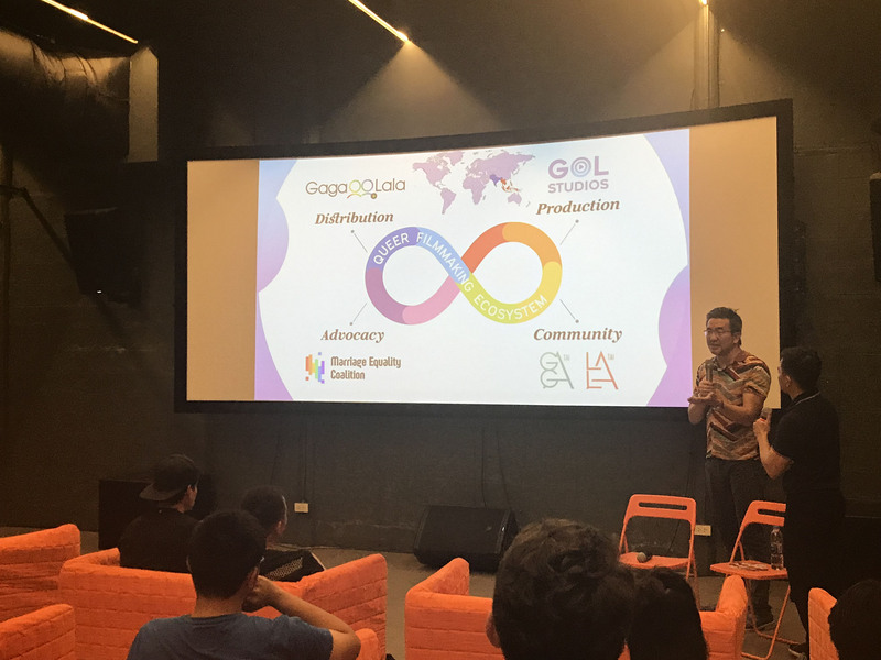 2019年曼谷台灣LGBTQ影展8日晚間在曼谷揭開序幕，由台灣同志運動者林志杰分享台灣同婚合法化的經驗。 (圖:中央社)