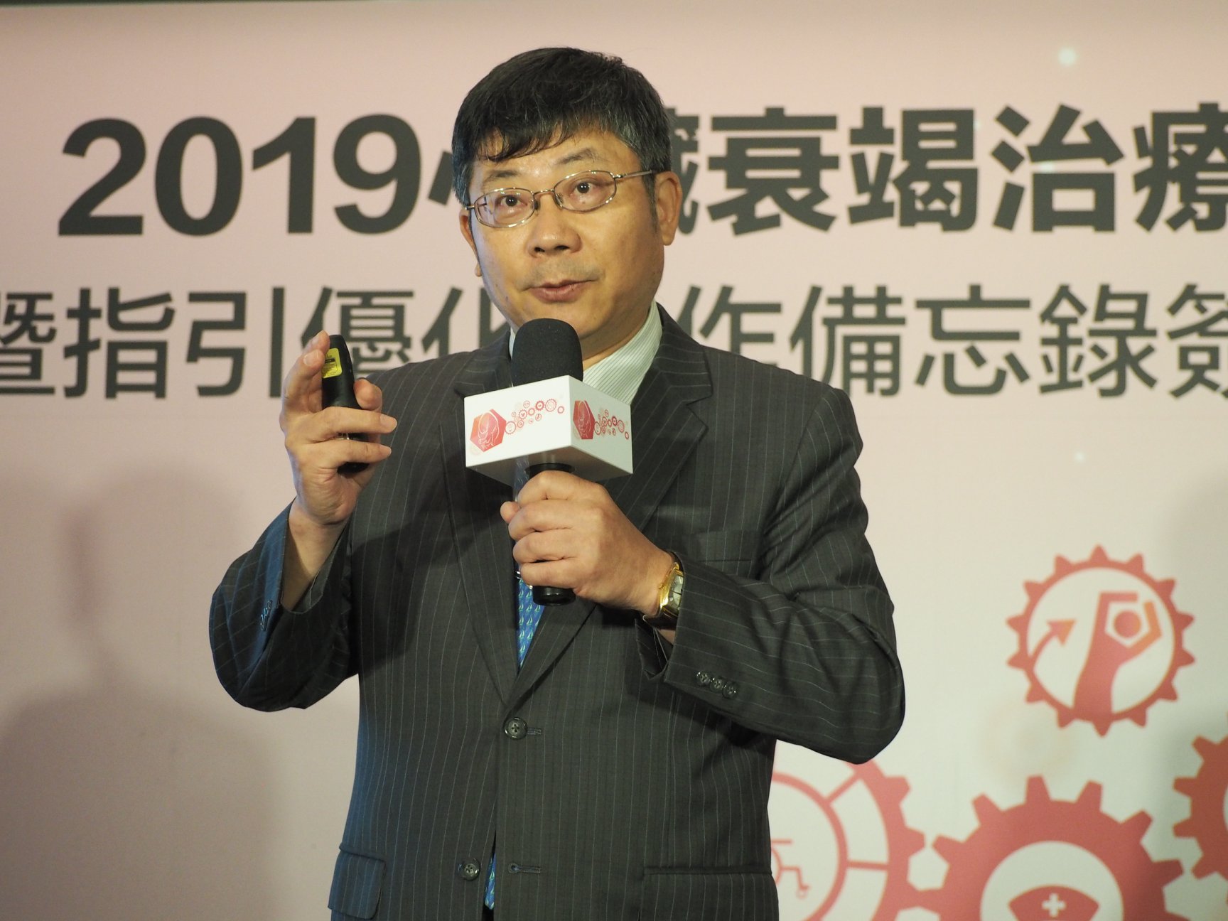 心臟學會理事長黃瑞仁。（蕭照平 攝）