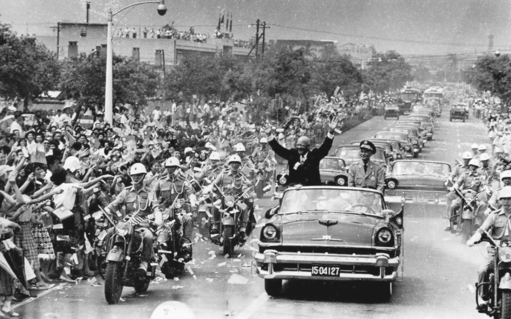 1960年6月18日，美國總統艾森豪訪台，成為迄今唯一一位訪問台灣的現役美國總統。（圖：姚琢奇／Public Domain）
