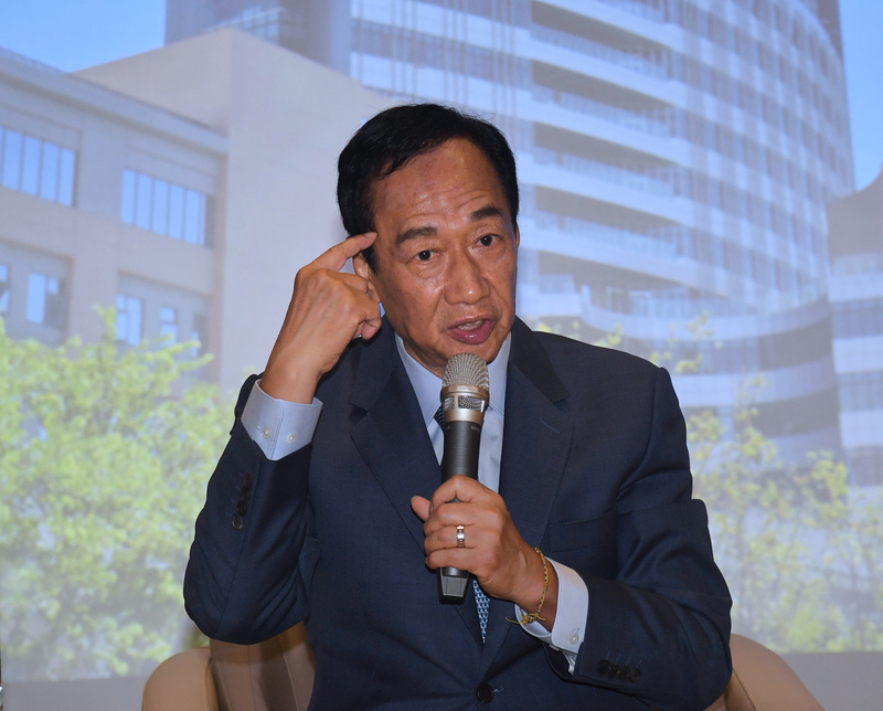 若執意通過反滲透法，郭台銘將赴立院抗議。 (圖:中央社檔案照片)